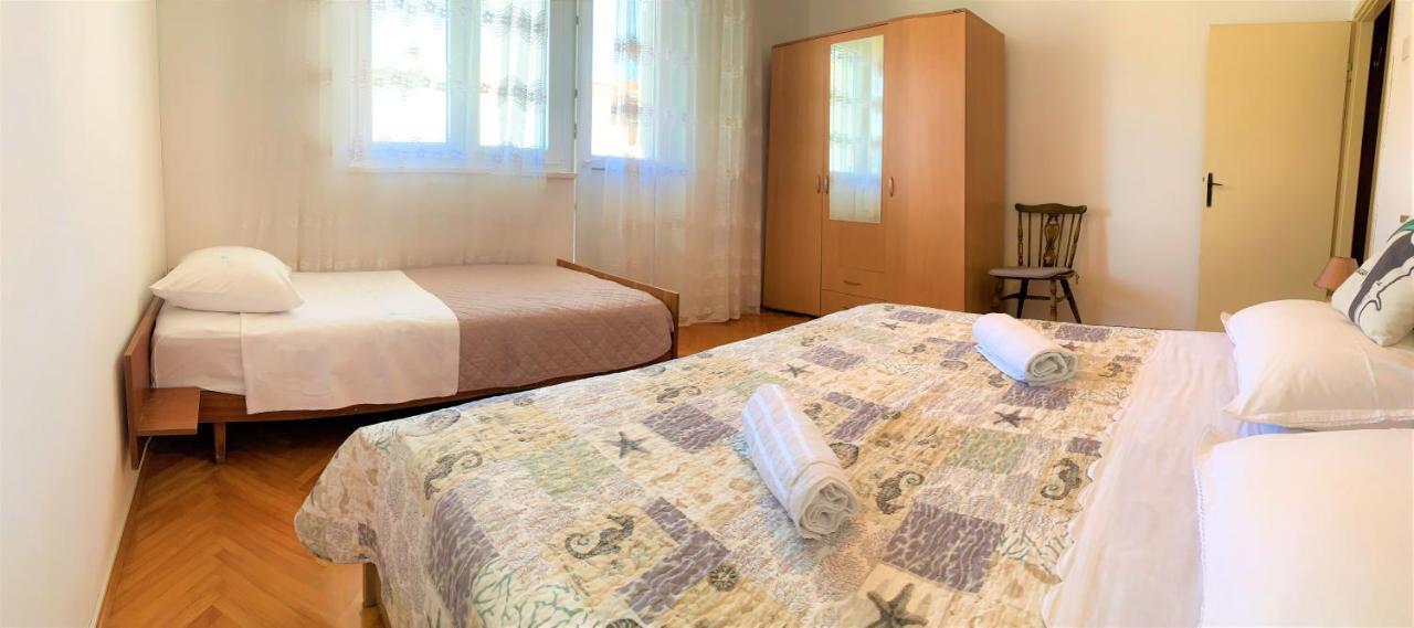 Roko Apartment House Primosten Exterior photo