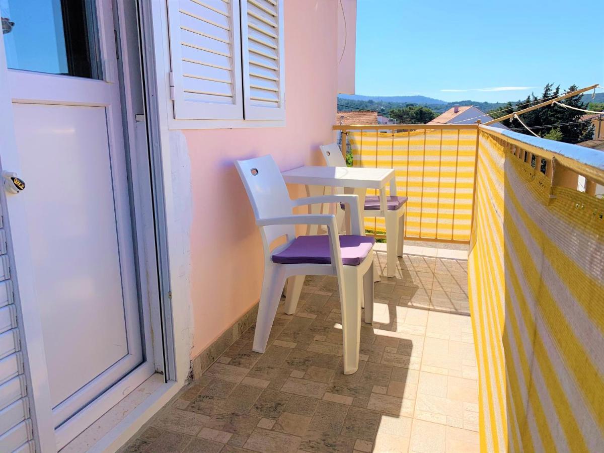 Roko Apartment House Primosten Exterior photo